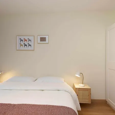 Tenaesqui Ii By Bevalle